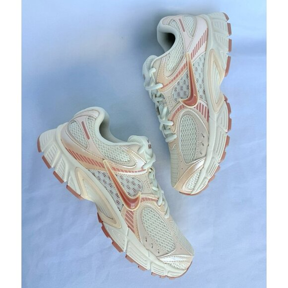 * 8.5 MEN'S NIKE V5 SOFT PEARL IH5088-001 SPORTSWEAR RUNNING SNEAKERS - Picture 1 of 7